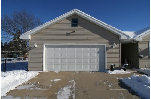 3225 Thornton Drive, Janesville, WI 53548