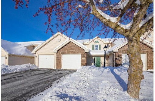 267 Kearney Way, Waunakee, WI 53597