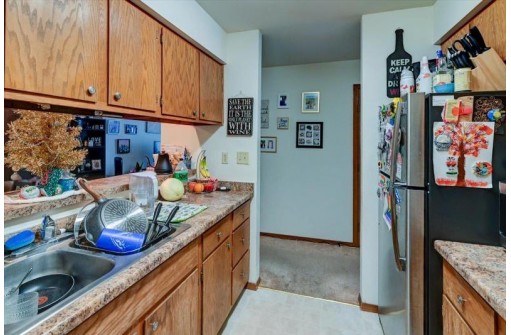 833 N Gammon Road A, Madison, WI 53717