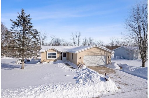 121 Joyce Drive, Lodi, WI 53555