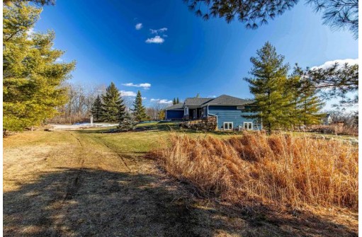 3163 County Road J, Verona, WI 53593-9085