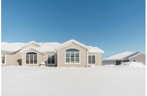 3316 North Stone Creek Circle, Madison, WI 53719