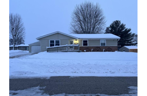 747 Roosevelt Avenue, Janesville, WI 53546