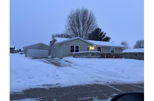 747 Roosevelt Avenue, Janesville, WI 53546