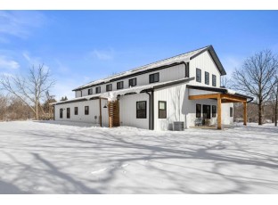 39 S Emmertsen Road Racine, WI 53406