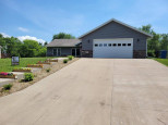 413 Dalogasa Drive Arena, WI 53503