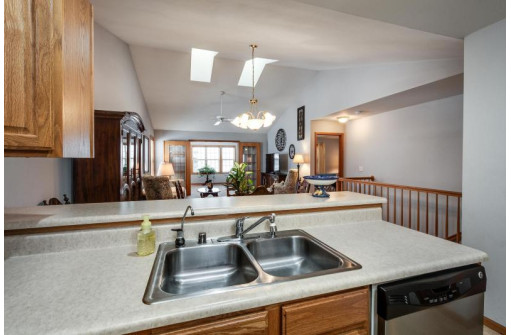 613 Malvern Hill Drive, Madison, WI 53718