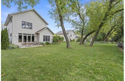 5531 Quarry Hill Drive, Fitchburg, WI 53711