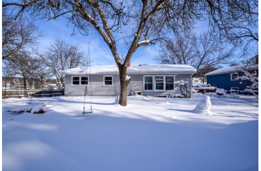 6829 Putnam Road, Madison, WI 53711