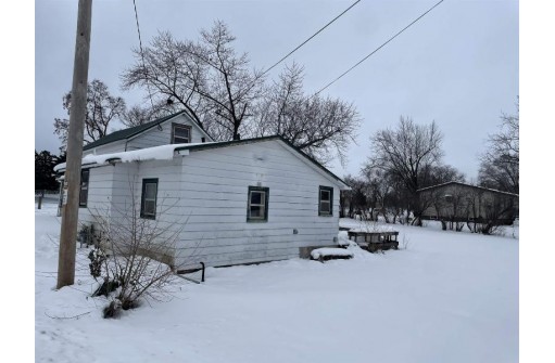 1401 S Beaumont Road, Prairie Du Chien, WI 53821