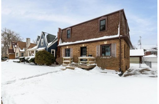 513 South Shore Drive, Madison, WI 53715