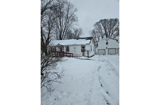 6108 Highway 133, Boscobel, WI 53805-1841