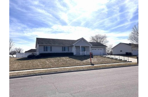 702 Eberlein Drive, Mauston, WI 53948