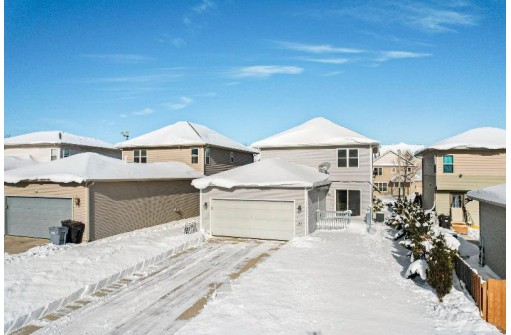 3713 Frosted Leaf Drive, Madison, WI 53719