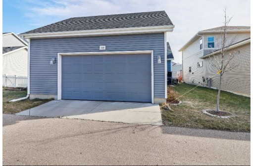 1126 White Oak Drive, Sun Prairie, WI 53590