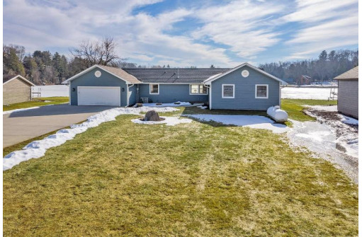 S510 Warbler Court, La Valle, WI 53941