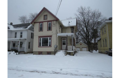 405 S 7th Street, Watertown, WI 53094