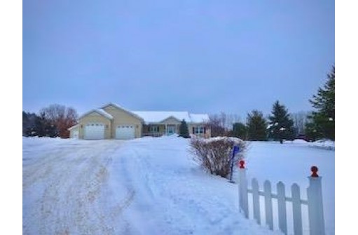 S3536 Pine Knoll Court, Baraboo, WI 53913