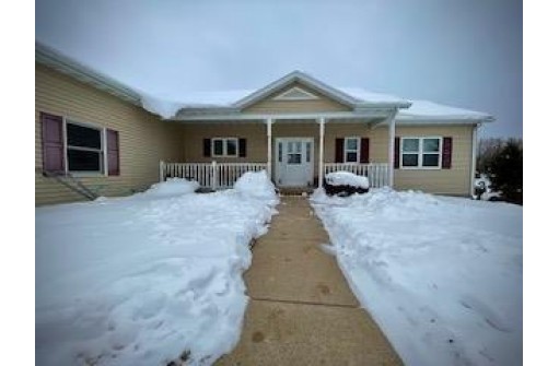 S3536 Pine Knoll Court, Baraboo, WI 53913