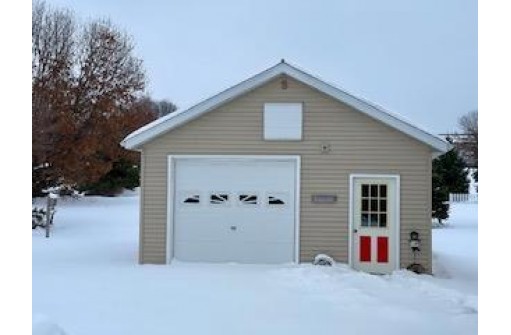 S3536 Pine Knoll Court, Baraboo, WI 53913