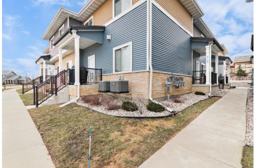 1325 Bunker Hill Drive 2107, Sun Prairie, WI 53590