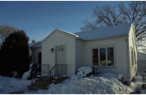 288 E Scott Street, Fond Du Lac, WI 54935