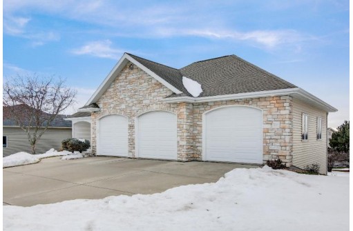 1006 N Division Street, Waunakee, WI 53597