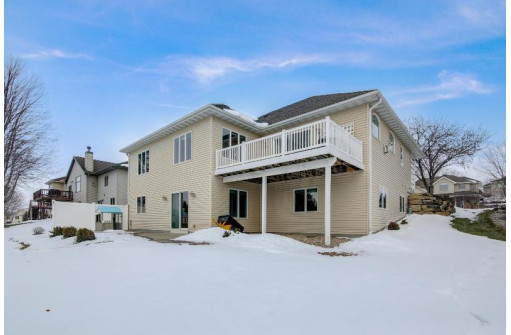 1006 N Division Street, Waunakee, WI 53597