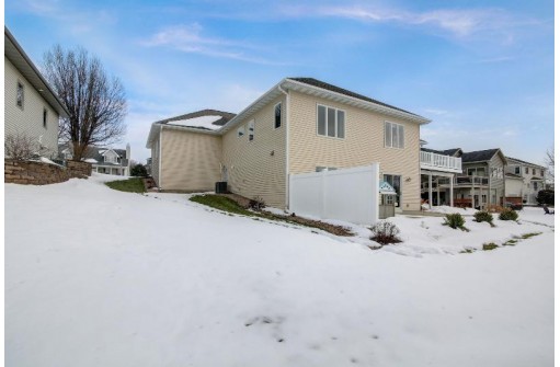 1006 N Division Street, Waunakee, WI 53597