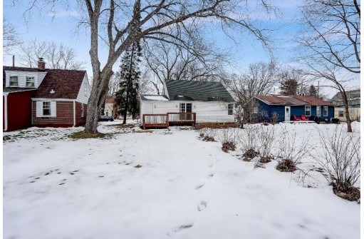 7021 Elmwood Avenue, Middleton, WI 53562