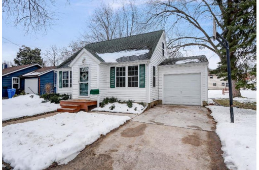 7021 Elmwood Avenue, Middleton, WI 53562