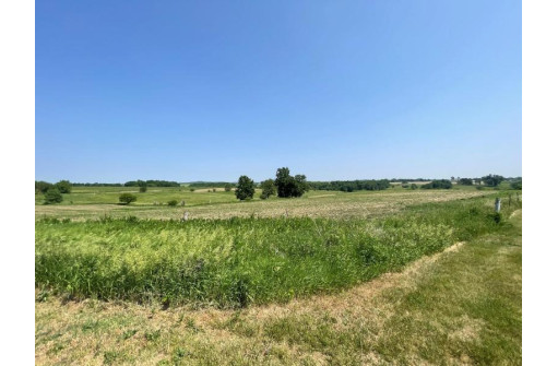 6 ACRES Highway 23, Mineral Point, WI 53565