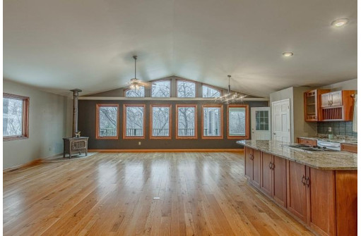 W865 Taylor Trail, Brodhead, WI 53520