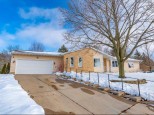 1517 Sunset Court Middleton, WI 53562