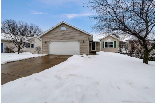 713 Brookview Trail, Mount Horeb, WI 53572