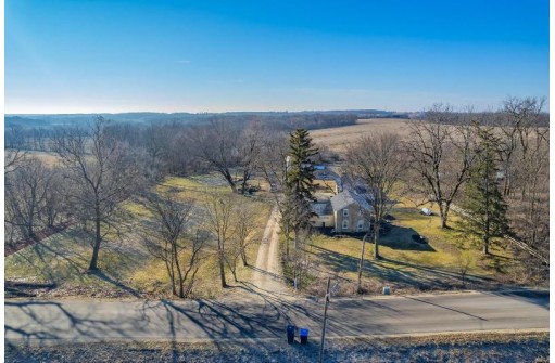 15119 W Avon North Townline Road, Brodhead, WI 53520