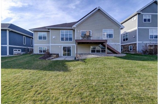 1018 Tara Lane, Waunakee, WI 53597