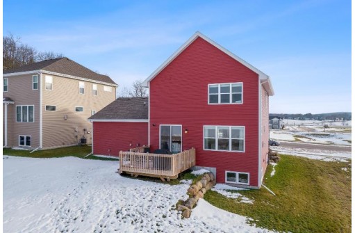 3743 Conrad Drive, Cross Plains, WI 53528