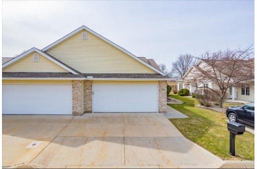 704 Creek Edge Drive 6, DeForest, WI 53532