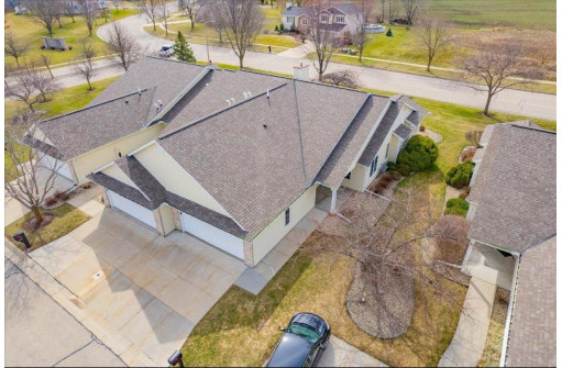 704 Creek Edge Drive 6, DeForest, WI 53532