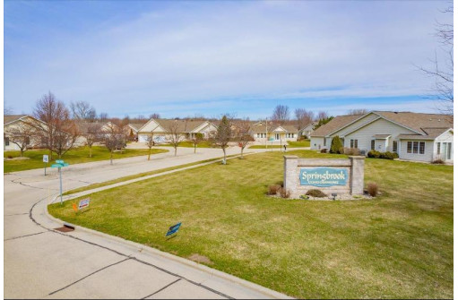 704 Creek Edge Drive 6, DeForest, WI 53532