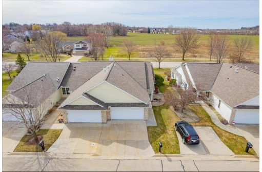 704 Creek Edge Drive 6, DeForest, WI 53532