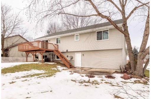 1904 Manchester Crossing, Waunakee, WI 53597