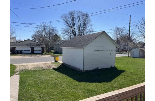 304 Kilbourn Avenue, Tomah, WI 54660