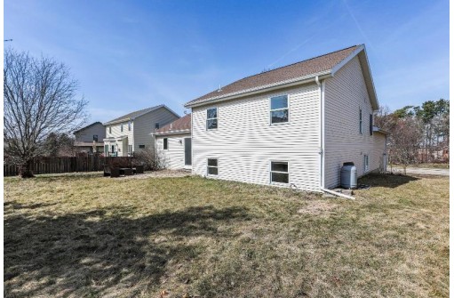 5511 Sparkle Stone Crescent, Fitchburg, WI 53711