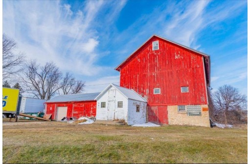 1614 Muller Road, Sun Prairie, WI 53590