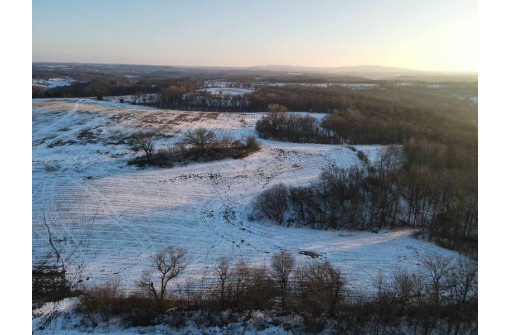 51.82 M/L ACRES Fesenfeld Road, Black Earth, WI 53515