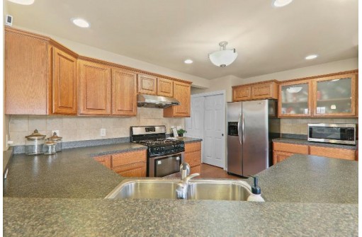 2910 Winter Park Place, Madison, WI 53719