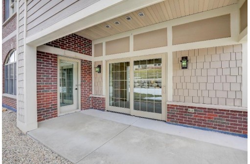 1806 Maplecrest Drive 103, Verona, WI 53593