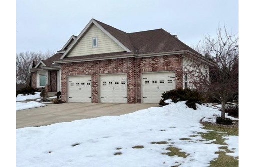 6354 Irving Drive, Sun Prairie, WI 53590